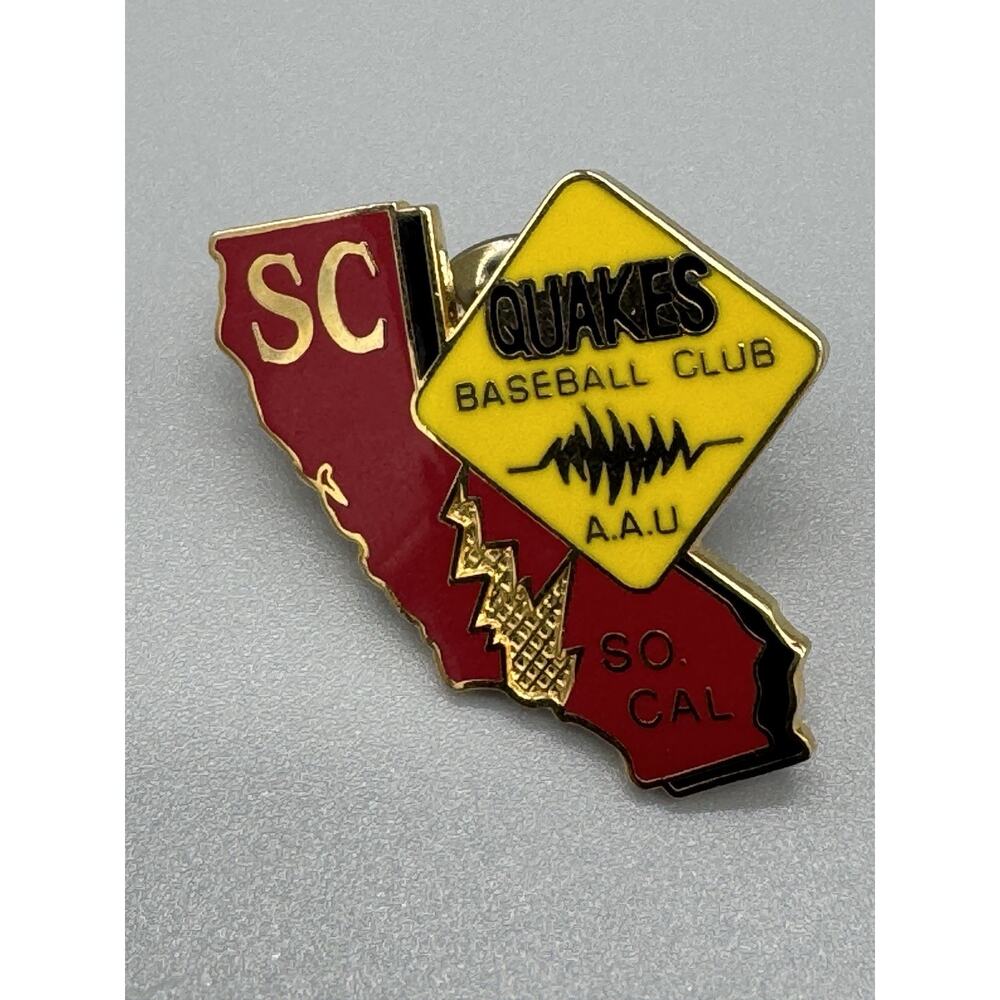 Vintage Quakes AAU Baseball Club SC So CAL Lapel Pin‎